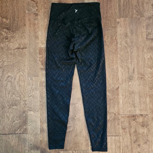 Old Navy Active Go Dry Women Workout Leggings Size S Geometric Chevron Black EUC - Picture 2 of 3